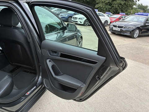 2.0 TDI Black Edition Saloon 4dr Diesel Manual Euro 5 (s/s) (177 ps)