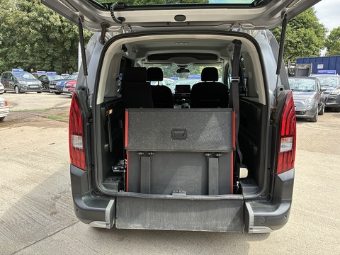 1.5 BlueHDi Allure Standard MPV 5dr Diesel Manual Euro 6 (100 ps)