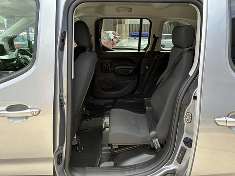 1.5 BlueHDi Allure Standard MPV 5dr Diesel Manual Euro 6 (100 ps)