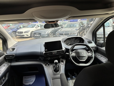 1.5 BlueHDi Allure Standard MPV 5dr Diesel Manual Euro 6 (100 ps)