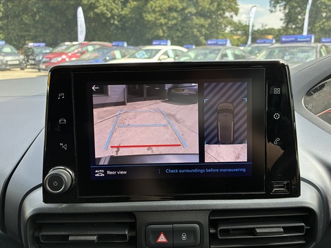 1.5 BlueHDi Allure Standard MPV 5dr Diesel Manual Euro 6 (100 ps)