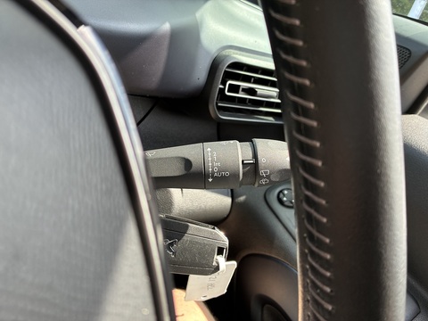 1.5 BlueHDi Allure Standard MPV 5dr Diesel Manual Euro 6 (100 ps)