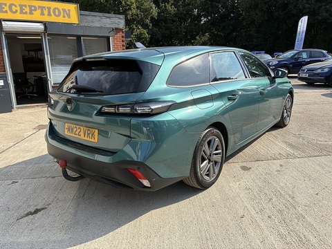 1.5 BlueHDi Active Premium Estate 5dr Diesel EAT Euro 6 (s/s) (130 ps)