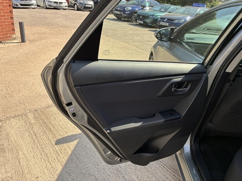 1.6 V-Matic Icon Hatchback 5dr Petrol Multidrive S Euro 5 (132 ps)