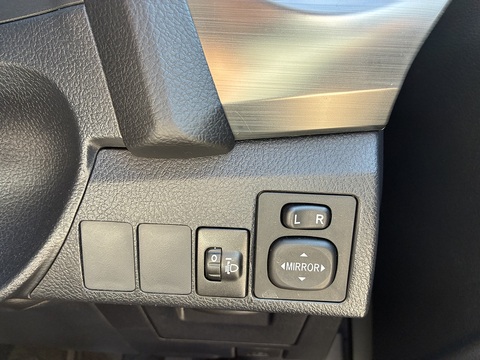 1.6 V-Matic Icon Hatchback 5dr Petrol Multidrive S Euro 5 (132 ps)