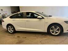 Vauxhall Insignia Turbo D BlueInjection Design 