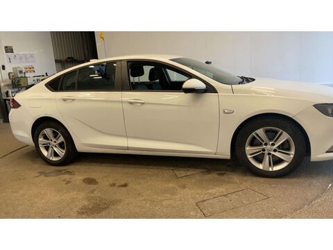1.6 Turbo D BlueInjection Design Grand Sport 5dr Diesel Automatic Euro 6 (s/s) (136 ps)