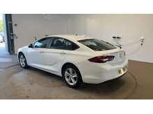 Vauxhall Insignia Turbo D BlueInjection Design 