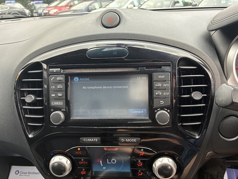 1.6 Acenta Premium SUV 5dr Petrol XTRON Euro 5 (117 ps)