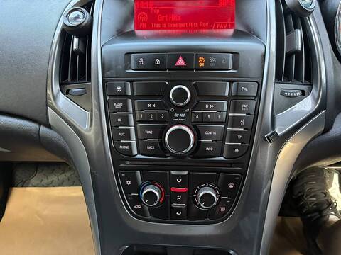 CDTi SE Hatchback 2.0 Automatic Diesel