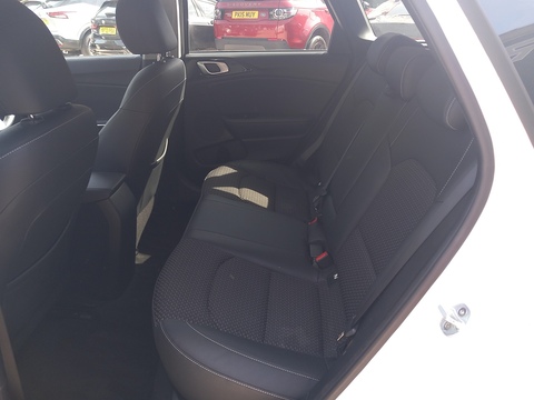 1.6 CRDi 3 Sportswagon 5dr Diesel Manual Euro 6 (s/s) (114 bhp)