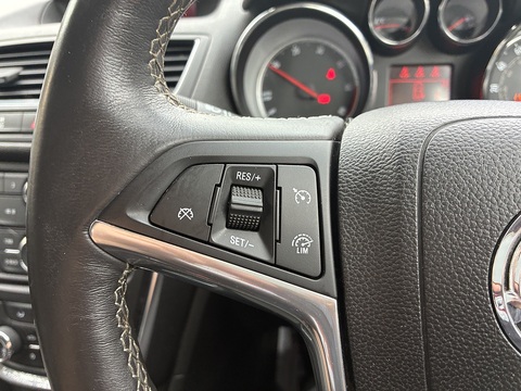 1.7 CDTi Exclusiv SUV 5dr Diesel Manual 4WD Euro 5 (s/s) (130 ps)