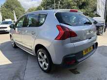 Peugeot 3008 HDi Exclusive 