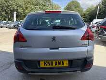 Peugeot 3008 HDi Exclusive 