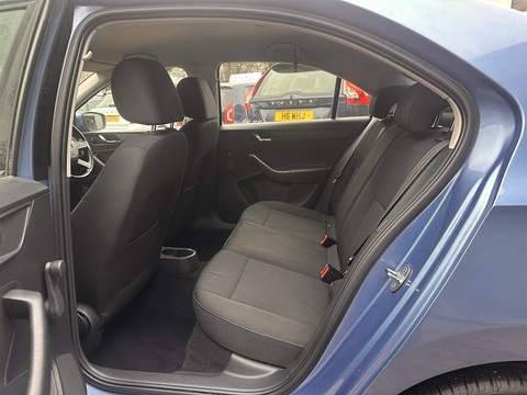 1.2 TSI SE Hatchback 5dr Petrol Manual Euro 5 (86 ps)