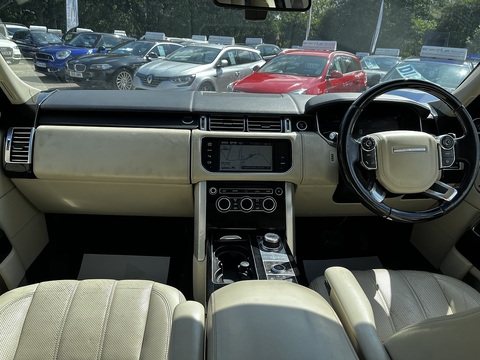 4.4 SD V8 Autobiography SUV 5dr Diesel Auto 4WD Euro 5 (339 ps)