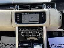 Land Rover Range Rover SD V8 Autobiography 