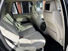 Land Rover Range Rover SD V8 Autobiography 