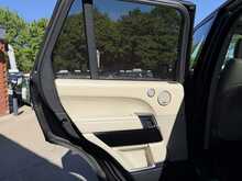 Land Rover Range Rover SD V8 Autobiography 