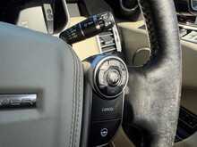 Land Rover Range Rover SD V8 Autobiography 