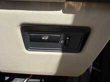 Land Rover Range Rover SD V8 Autobiography 