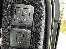 Land Rover Range Rover P400e Vogue SE