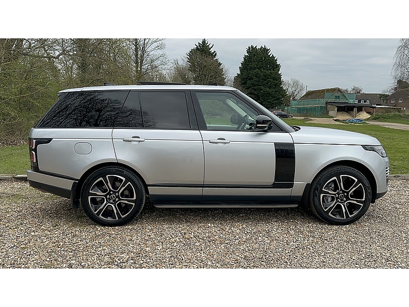 Land Rover 2.0 P400e 12.4kWh GPF Vogue SE SUV 5dr Petrol Plug-in Hybrid Auto 4WD Euro 6 (s/s) (404 ps)