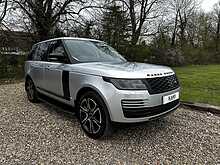Land Rover Range Rover P400e Vogue SE