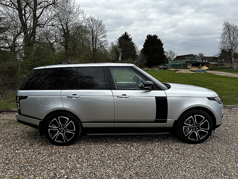 Land Rover 2.0 P400e 12.4kWh GPF Vogue SE SUV 5dr Petrol Plug-in Hybrid Auto 4WD Euro 6 (s/s) (404 ps)