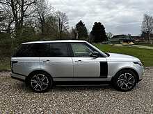 Land Rover Range Rover P400e Vogue SE