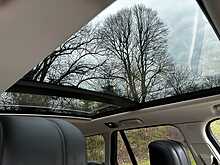 Land Rover Range Rover P400e Vogue SE