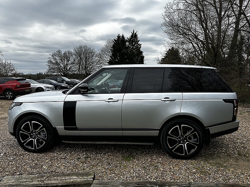Land Rover 2.0 P400e 12.4kWh GPF Vogue SE SUV 5dr Petrol Plug-in Hybrid Auto 4WD Euro 6 (s/s) (404 ps)