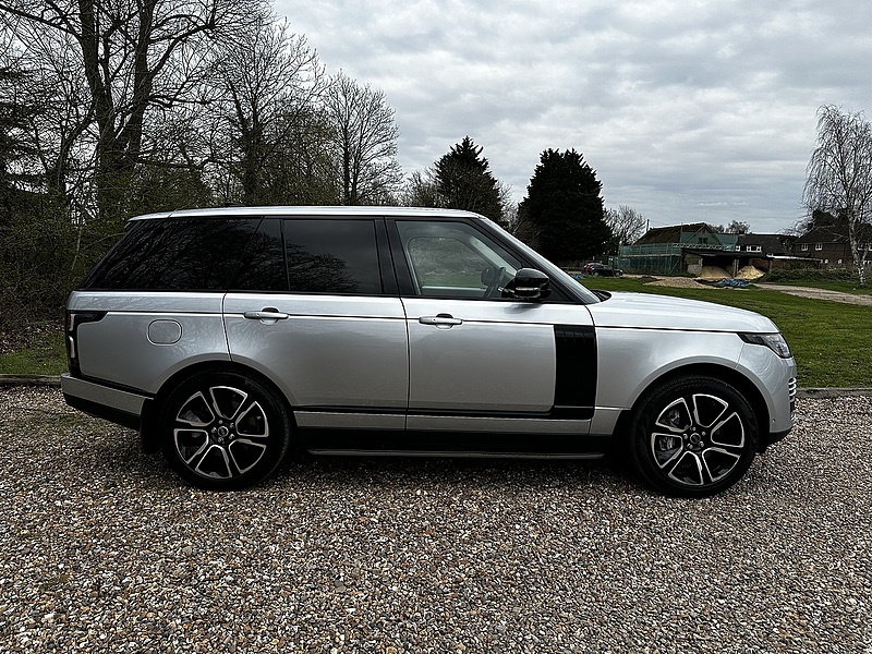 Land Rover 2.0 P400e 12.4kWh GPF Vogue SE SUV 5dr Petrol Plug-in Hybrid Auto 4WD Euro 6 (s/s) (404 ps)