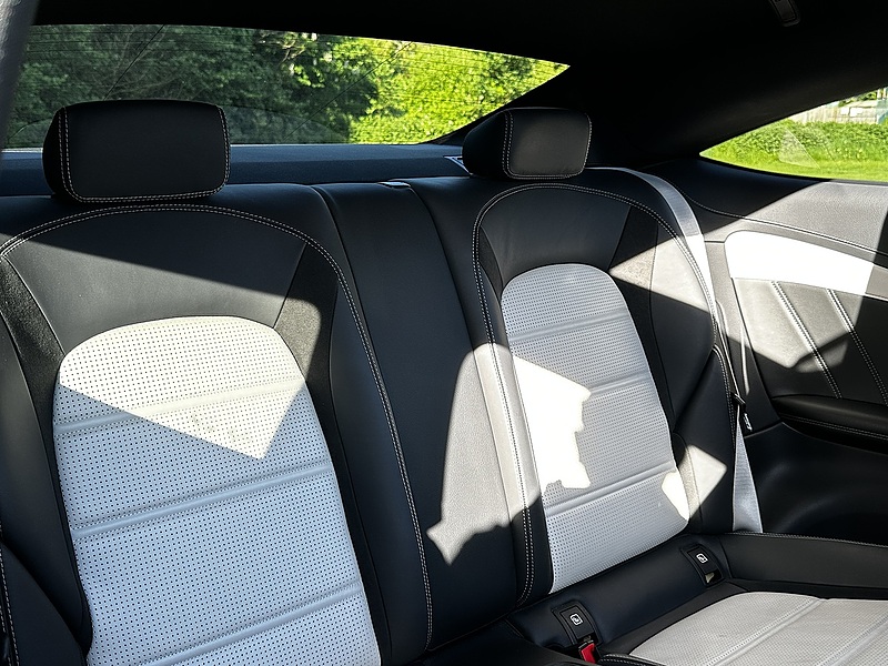 Mercedes-Benz 4.0 C63 V8 BiTurbo AMG S (Premium Plus) Coupe 2dr Petrol SpdS MCT Euro 6 (s/s) (510 ps)