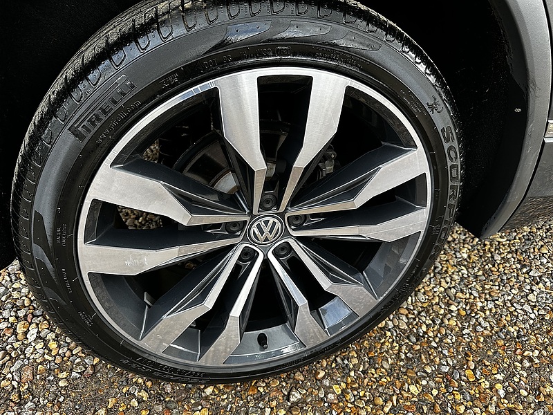 Volkswagen 2.0 TDI R-Line Tech SUV 5dr Diesel DSG Euro 6 (s/s) (150 ps)