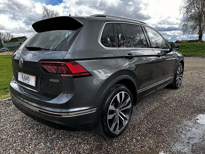 Volkswagen 2.0 TDI R-Line Tech SUV 5dr Diesel DSG Euro 6 (s/s) (150 ps)