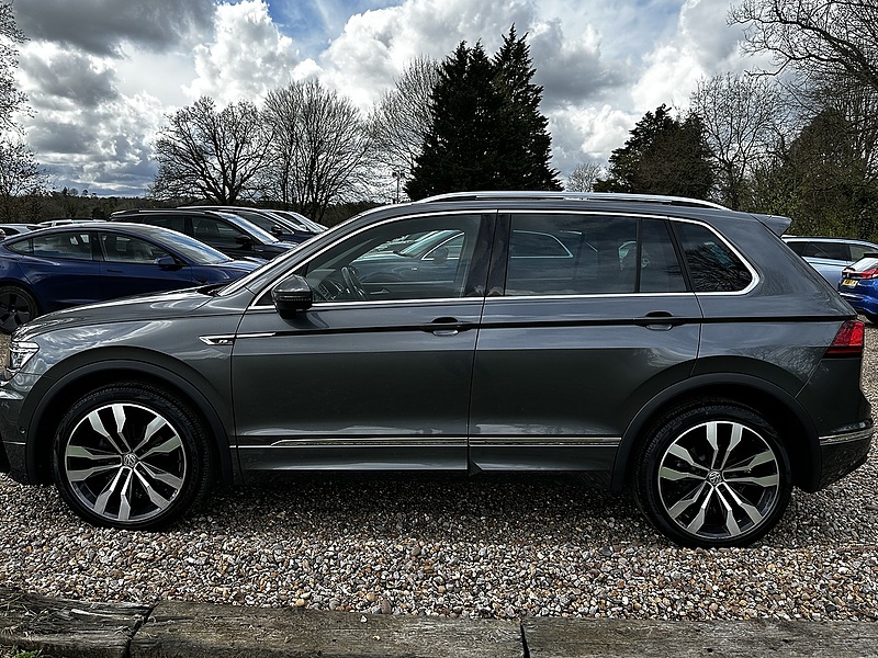 Volkswagen 2.0 TDI R-Line Tech SUV 5dr Diesel DSG Euro 6 (s/s) (150 ps)