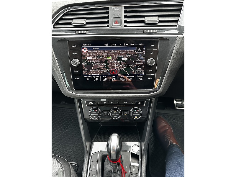 Volkswagen 2.0 TDI R-Line Tech SUV 5dr Diesel DSG Euro 6 (s/s) (150 ps)