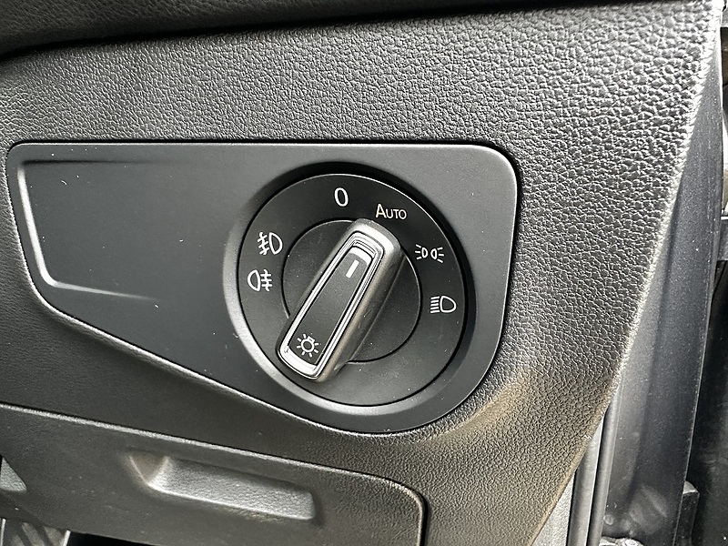 Volkswagen 2.0 TDI R-Line Tech SUV 5dr Diesel DSG Euro 6 (s/s) (150 ps)