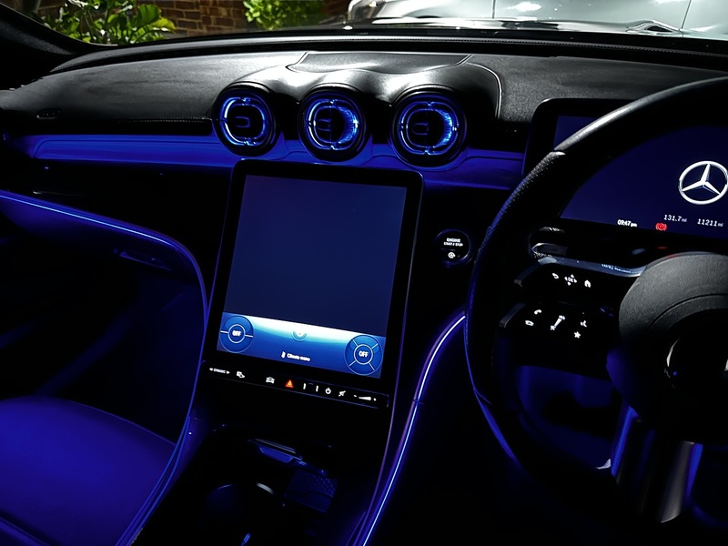 Mercedes-Benz 1.5 C200h MHEV AMG Line (Premium) Saloon 4dr Petrol Hybrid G-Tronic+ Euro 6 (s/s) (224 ps)