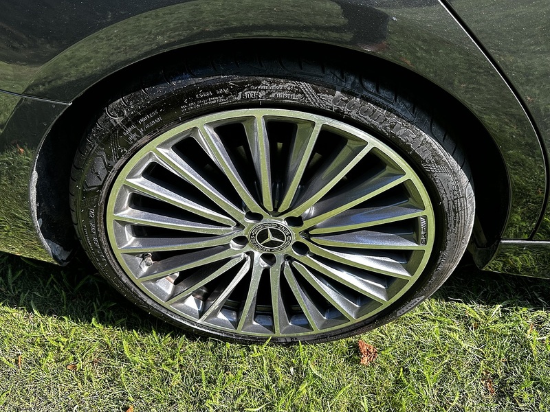 Mercedes-Benz 1.5 C200h MHEV AMG Line (Premium) Saloon 4dr Petrol Hybrid G-Tronic+ Euro 6 (s/s) (224 ps)