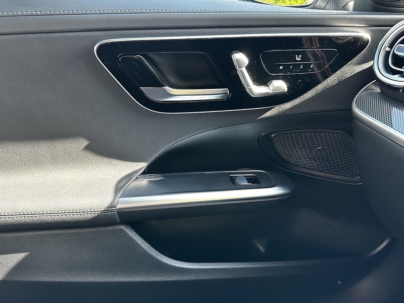 Mercedes-Benz 1.5 C200h MHEV AMG Line (Premium) Saloon 4dr Petrol Hybrid G-Tronic+ Euro 6 (s/s) (224 ps)