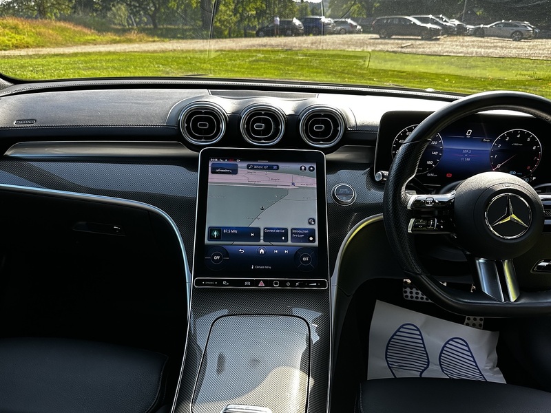 Mercedes-Benz 1.5 C200h MHEV AMG Line (Premium) Saloon 4dr Petrol Hybrid G-Tronic+ Euro 6 (s/s) (224 ps)