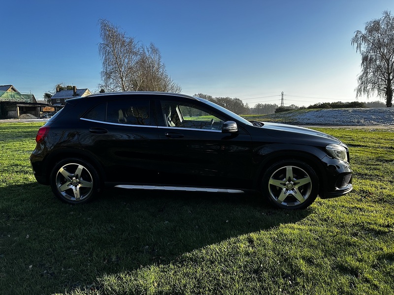 Mercedes-Benz GLA180 AMG 1.6 5dr SUV Automatic Petrol