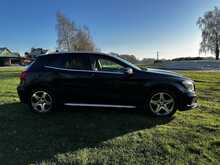 Mercedes-Benz GLA GLA180 AMG 