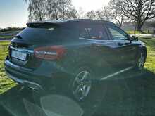 Mercedes-Benz GLA GLA180 AMG 