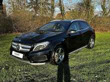 Mercedes-Benz GLA GLA180 AMG 