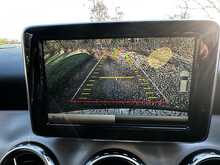Mercedes-Benz GLA GLA180 AMG 