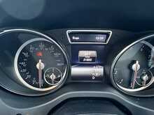 Mercedes-Benz GLA GLA180 AMG 
