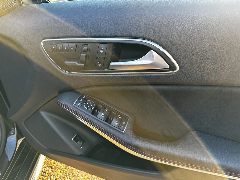 Mercedes-Benz GLA180 AMG 1.6 5dr SUV Automatic Petrol